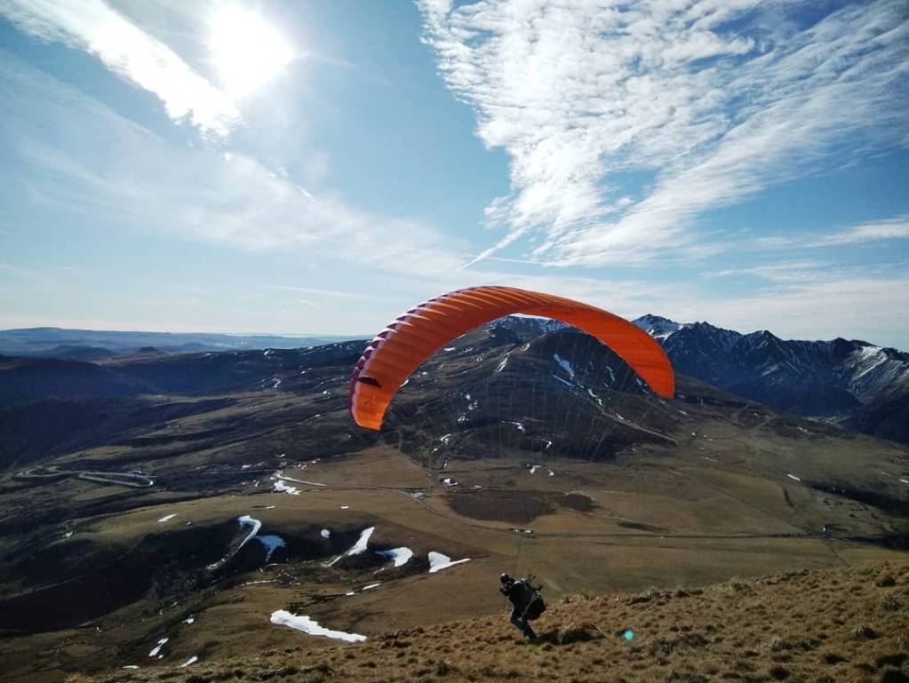 Parapente dans le Massif du Sancy