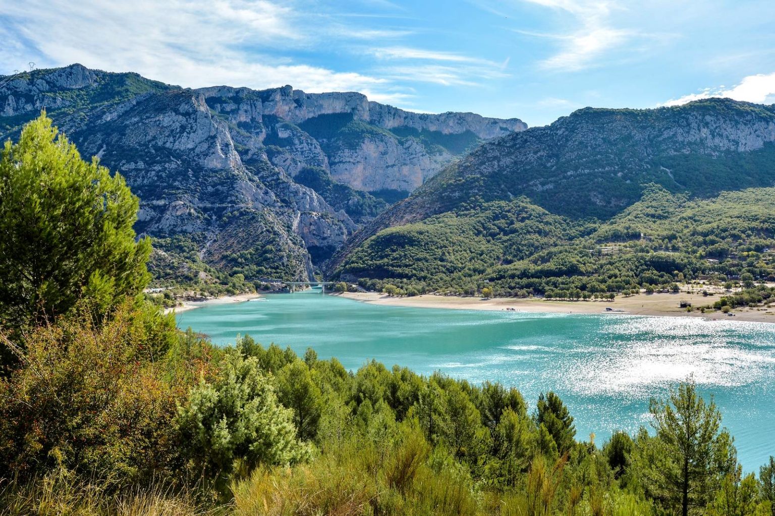 Latitude 43.7715417 longitude 6.18982619999997 - lac de Sainte Croix
