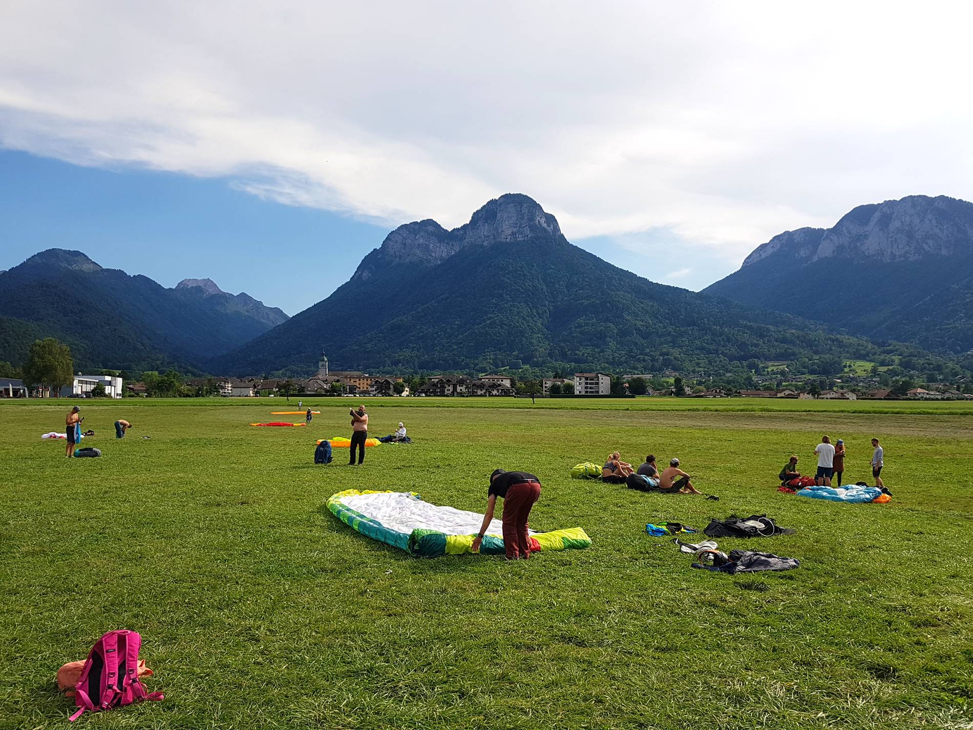 atterrissage parapente annecy