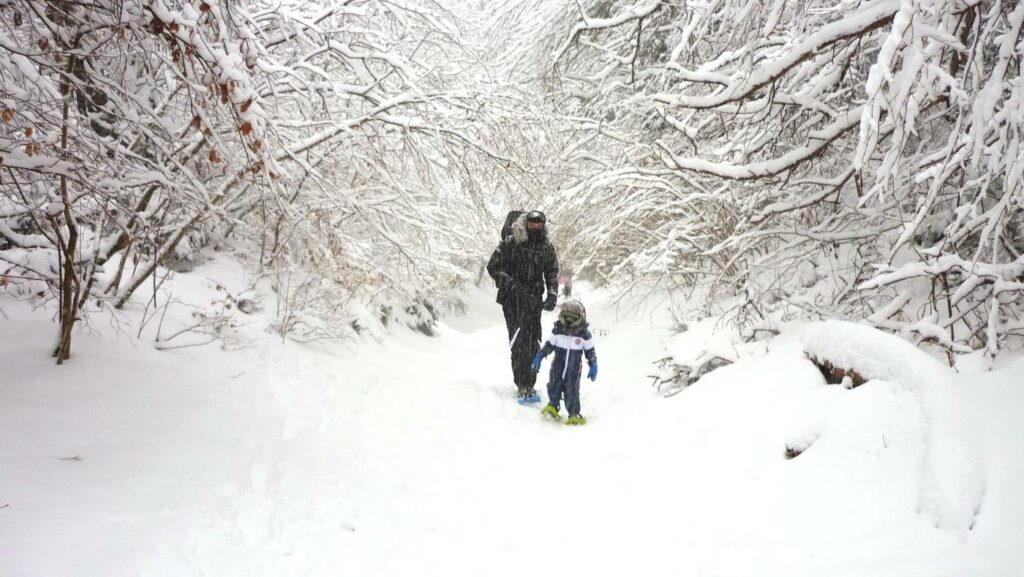 rando en raquettes avec enfant