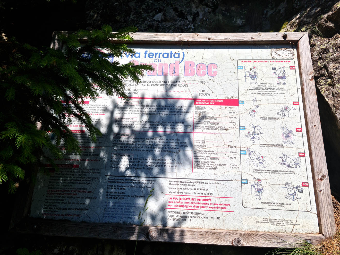 panneau indication via ferrata