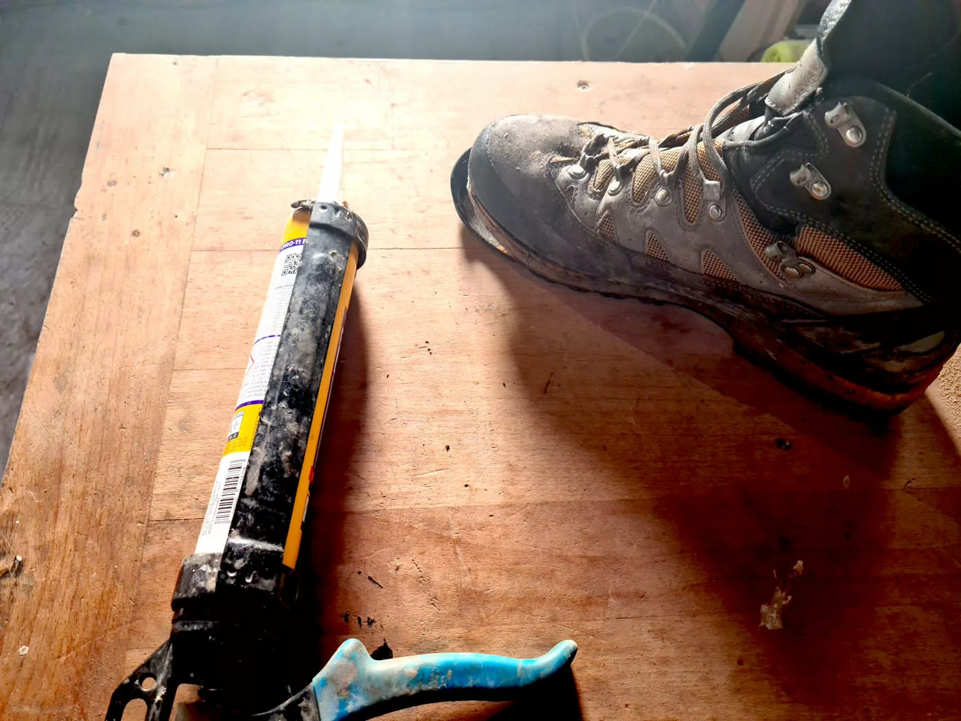 matériel nécessaire ressemelage chaussure d'alpinisme