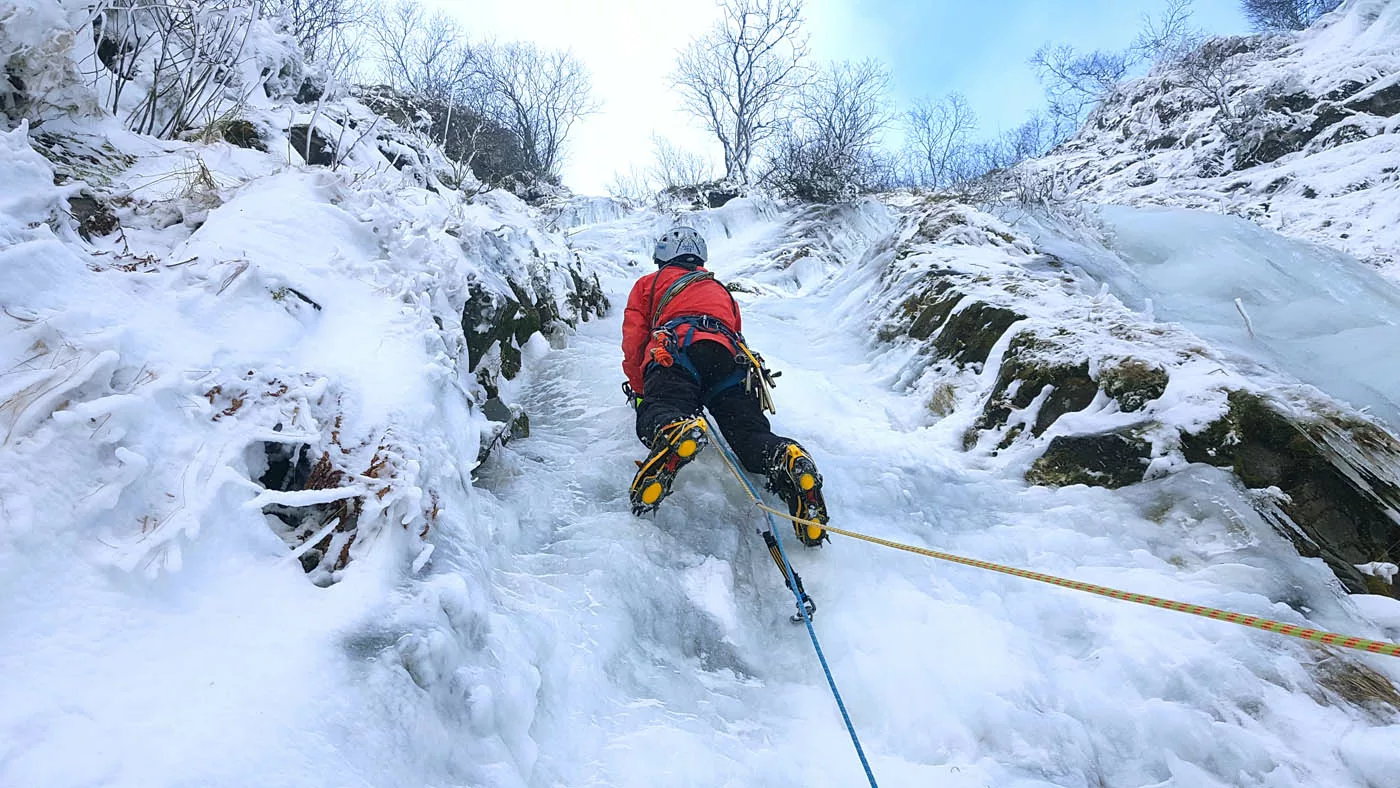 veste imperméable et respirante pour cascade de glace