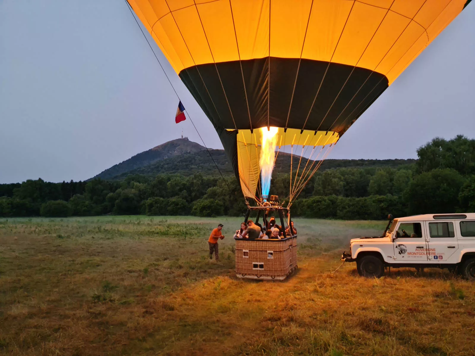 auvergne montgolfière