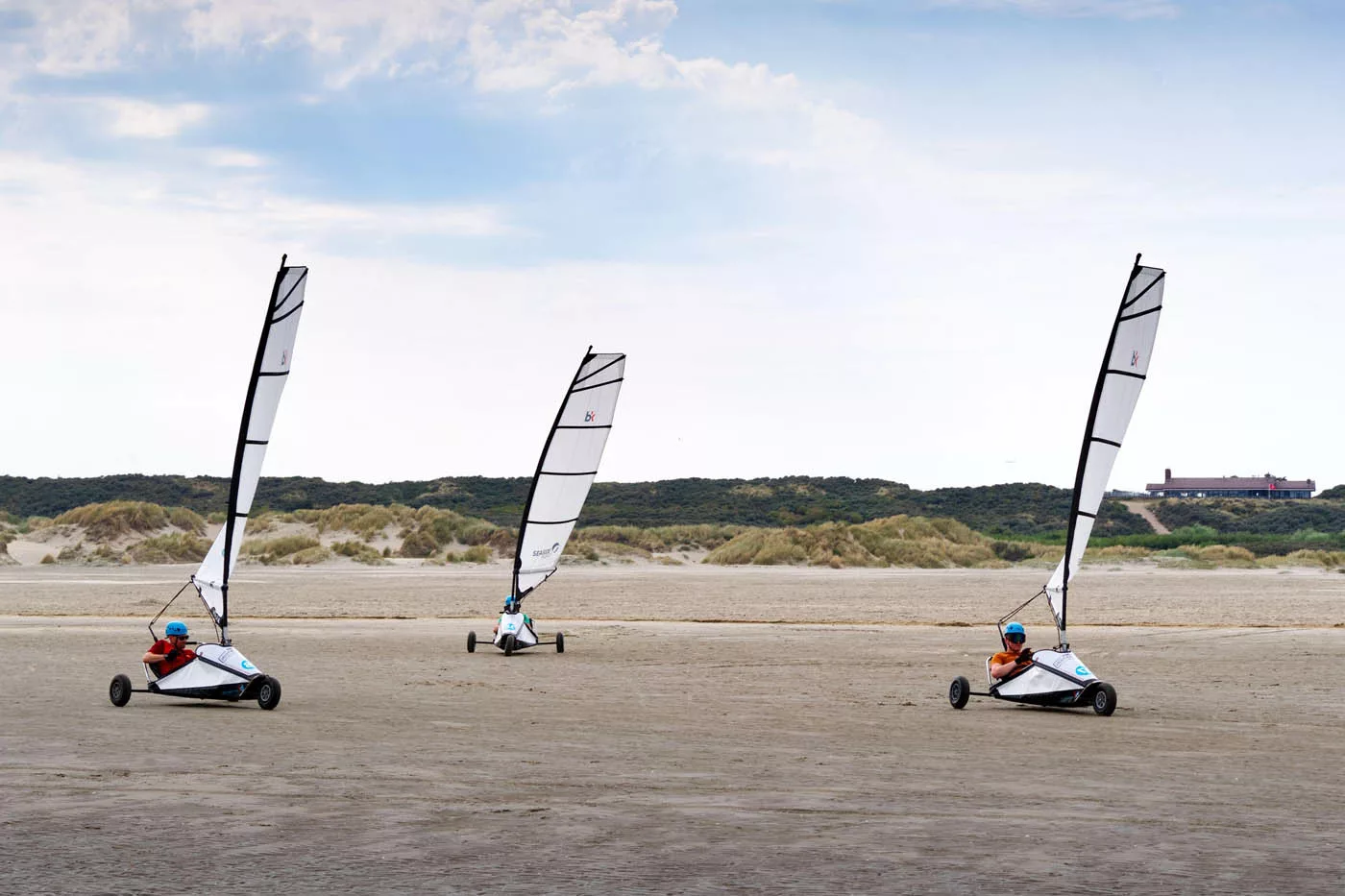 char et sports à voile en Bretagne