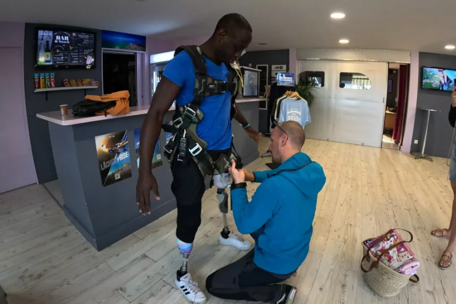 Saut en parachute avec un handicap