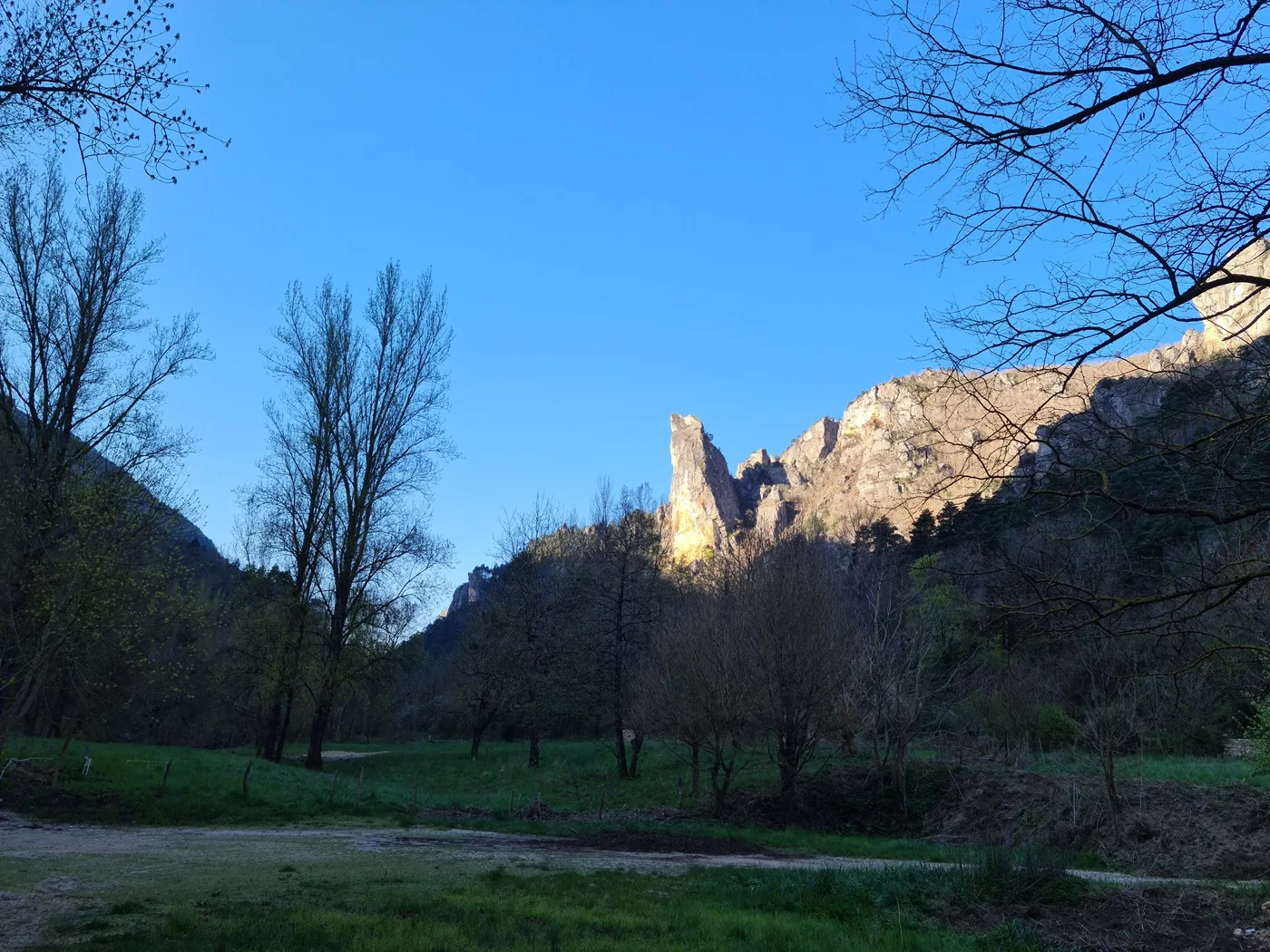 couché de soleil sur le Roc Aiguille
