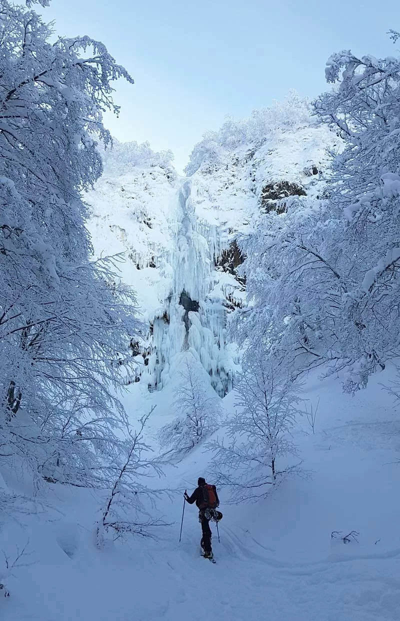randonnée hiver cascade de glace
